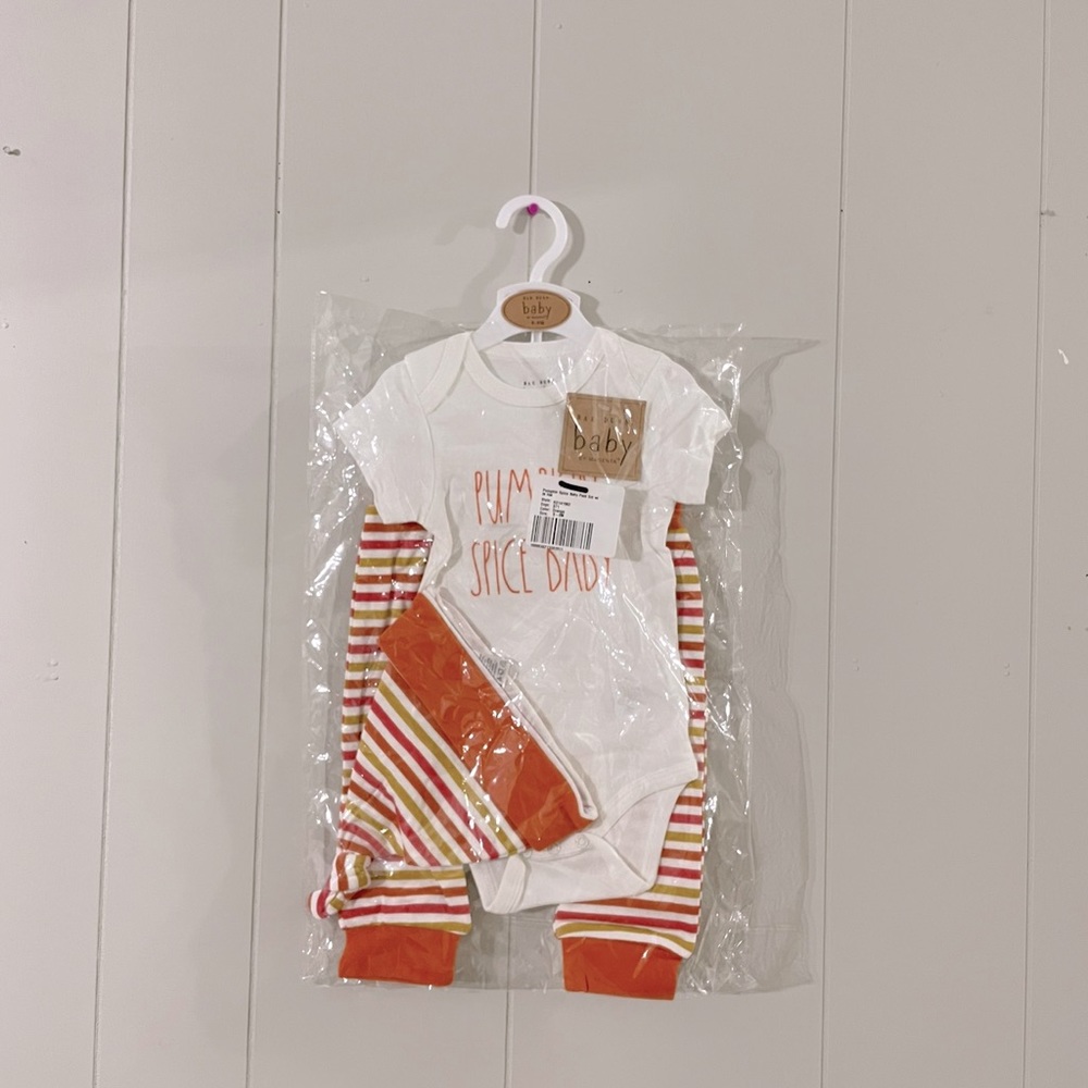 Rae Dunn Pumpkin Spice 3 piece Baby Outfit New Size 6-9 months